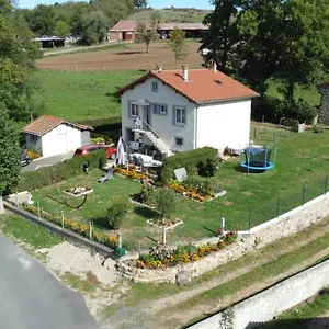  Séjour chez l'habitant Halte à Veyrac France